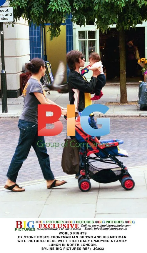 Ian Brown and Family Lunch in London