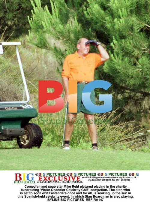 Mike Reid plays in celebrity golf event