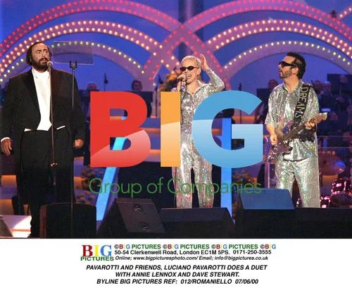Pavarotti Duets with Lennox and Stewart