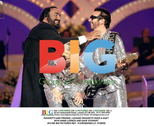 Pavarotti Duets with Lennox and Stewart