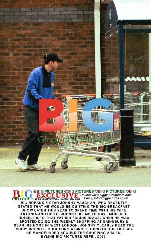 Johnny Vaughan Spotted Shopping