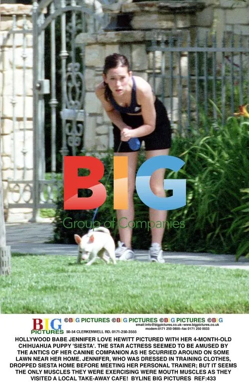 Jennifer Love Hewitt With Puppy 'Siesta'