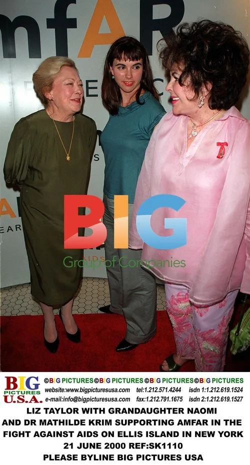Liz Taylor supports AMFAR at Ellis Island
