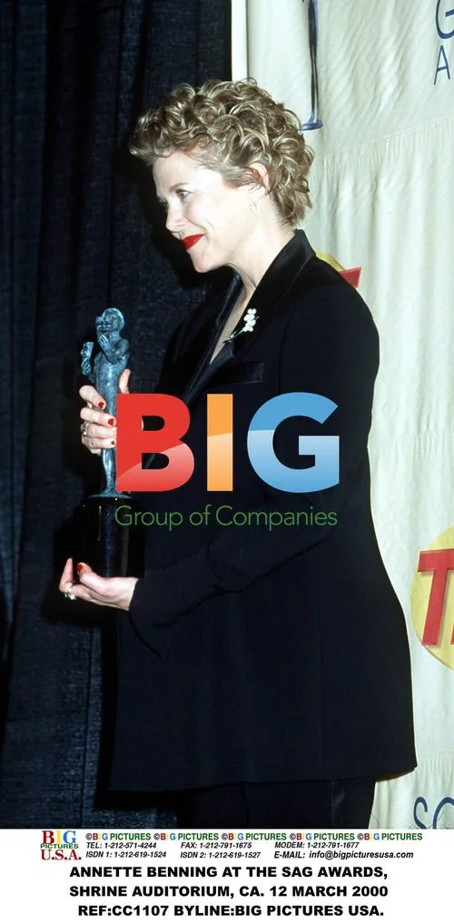 Annette Benning at SAG Awards 2000