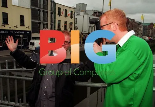 Chris Evans and Gerry Mooney on Dublin's Halfpenny Bridge