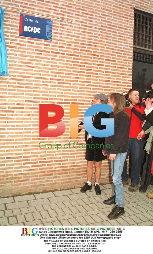 AC/DC Honored with Street Name in Leganes, Spain