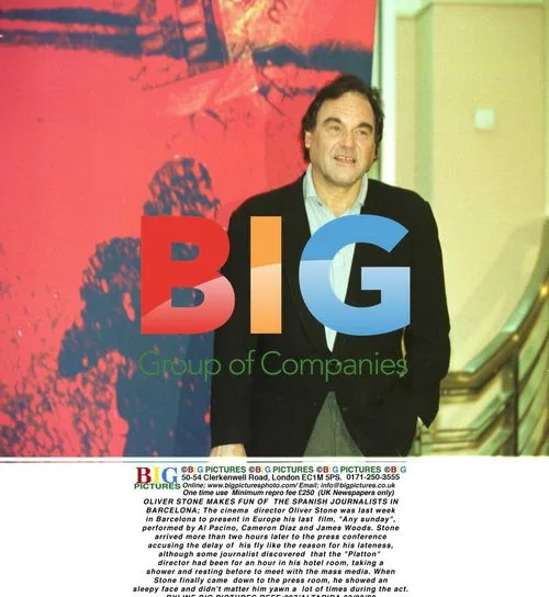 Oliver Stone Mocks Spanish Journalists