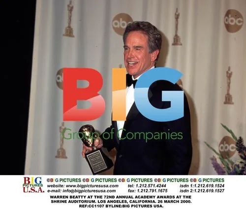 Warren Beatty accepts Lifetime Award at Oscars