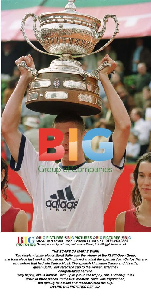 Marat Safin Wins XLVIII Open God