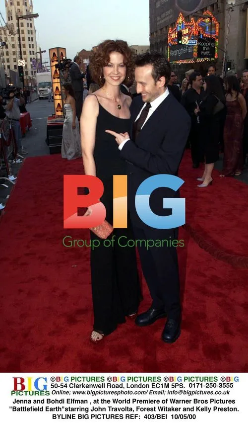 Jenna and Bohdi Elfman at "Battlefield Earth" Premiere