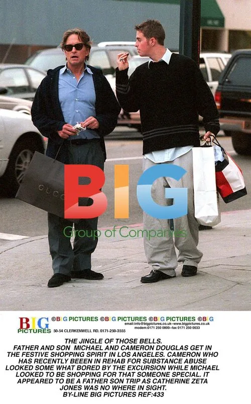 Michael and Cameron Douglas Christmas Shopping