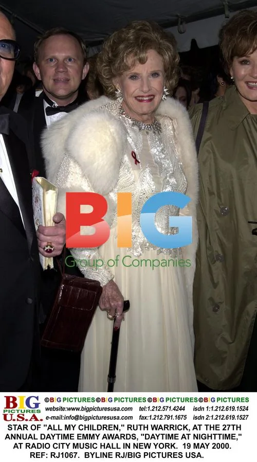 Ruth Warrick at 27th Daytime Emmy Awards