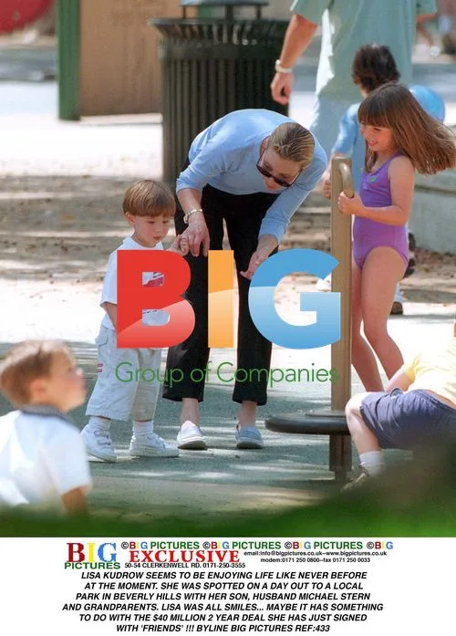 Lisa Kudrow Spotted at Local Park