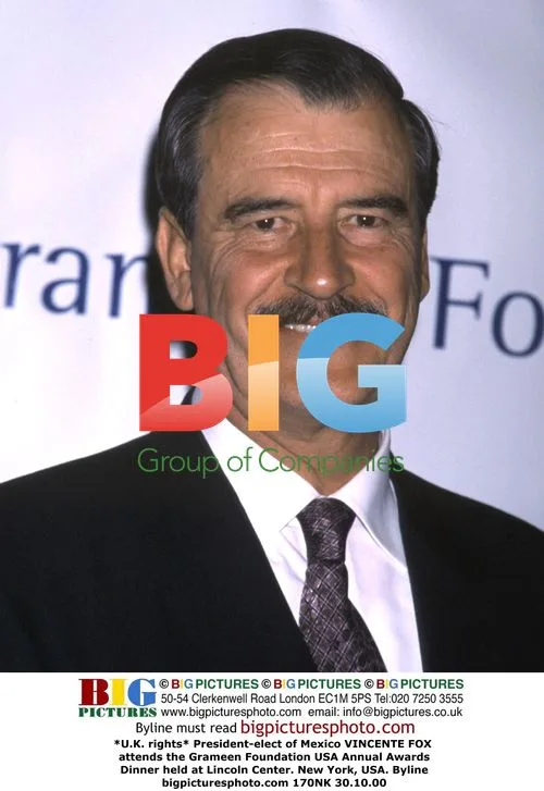 Mexico President-elect FOX at Grameen Foundation Dinner