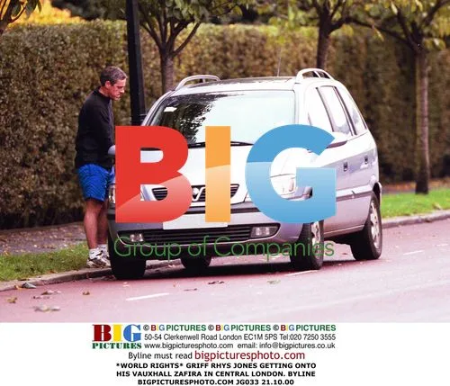 Griff Rhys Jones getting into his Vauxhall Zafira