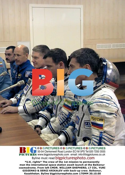Crew of 1st permanent ISS mission at Baikonur