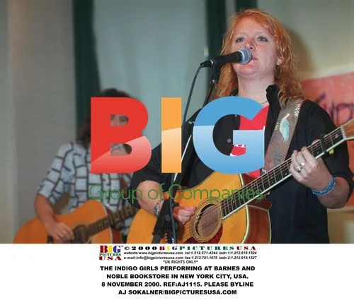The Indigo Girls Perform at Barnes & Noble