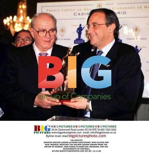 Alfredo Di Stefano Receives Golden Casino Award