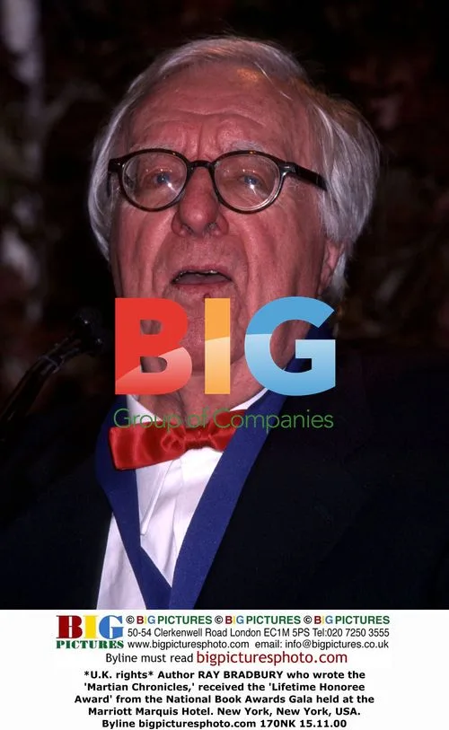 Ray Bradbury Receives Lifetime Honoree Award