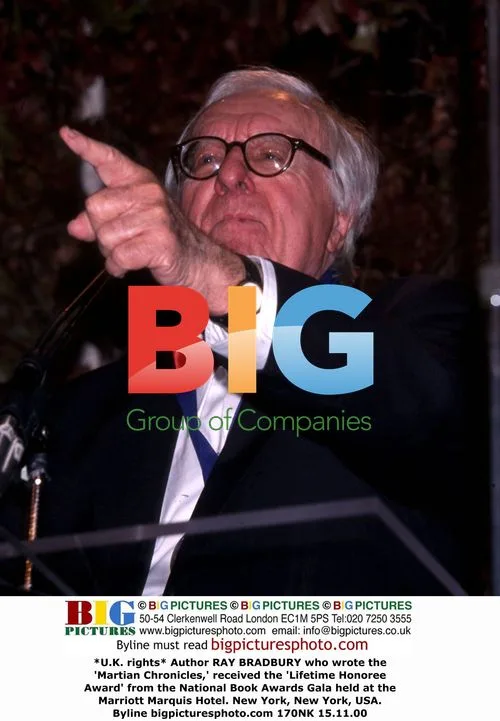Ray Bradbury awarded Lifetime Honoree Award