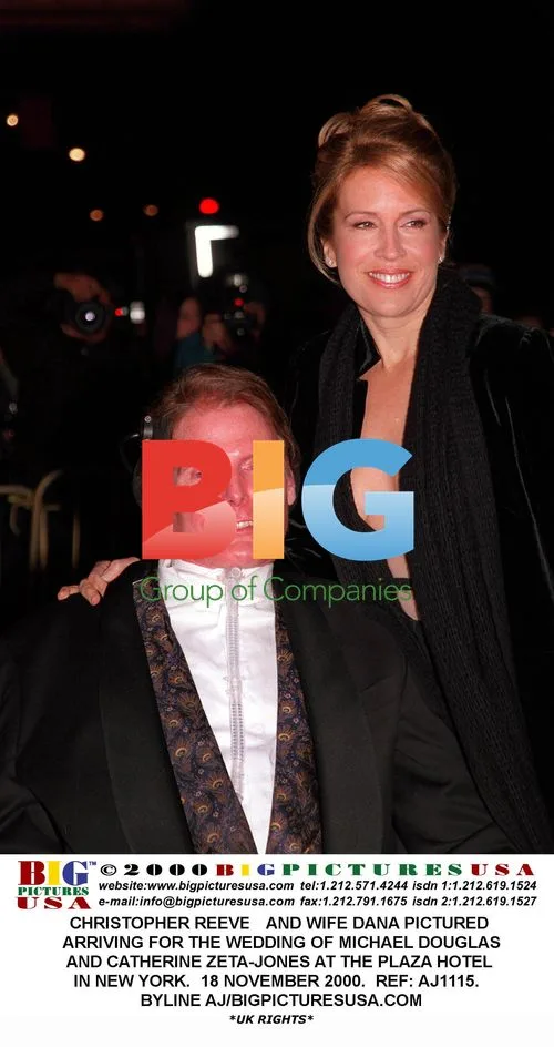 Christopher Reeve and wife Dana at Michael Douglas - Catherine Zeta-Jones wedding