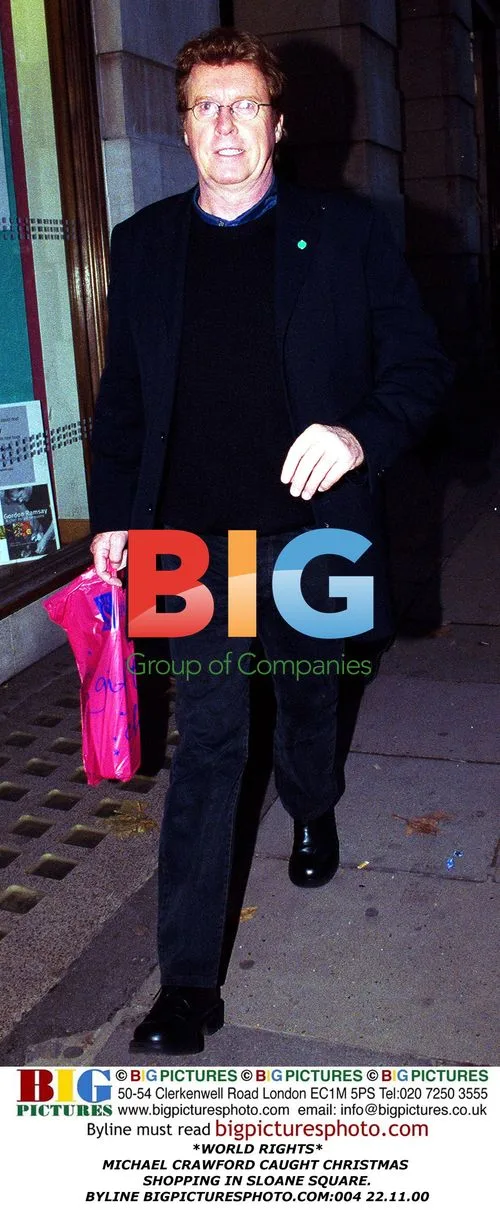 Michael Crawford Christmas Shopping in Sloane Square