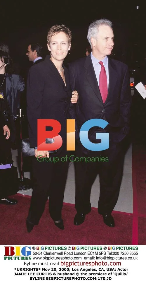 JAMIE LEE CURTIS & husband @ 'Quills' premiere