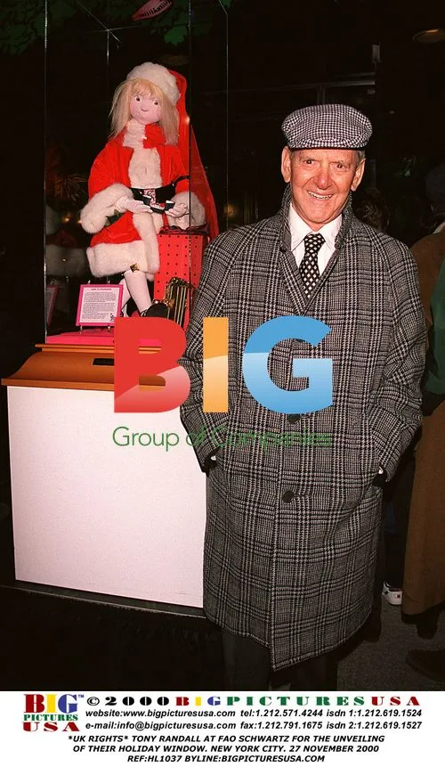 Tony Randall at FAO Schwartz window unveiling