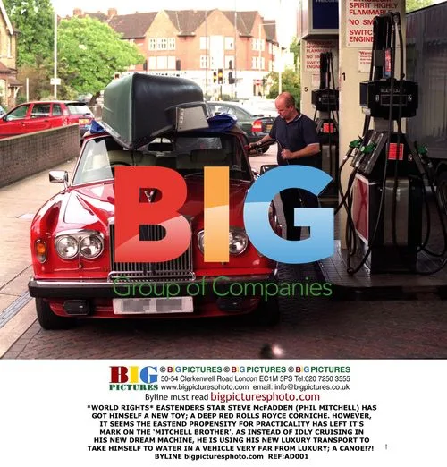 Steve McFadden spotted in Rolls Royce Corniche and canoe
