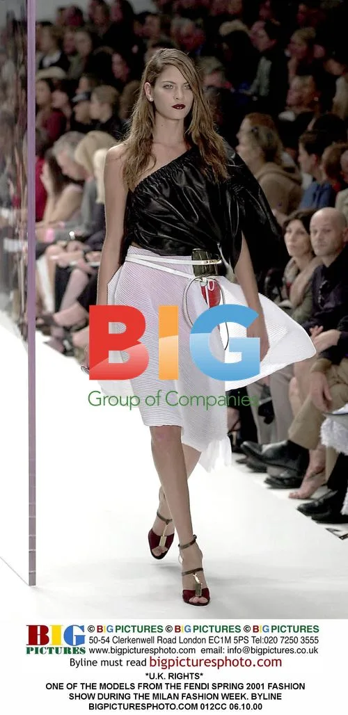Fendi Spring 2001 Fashion Show Model