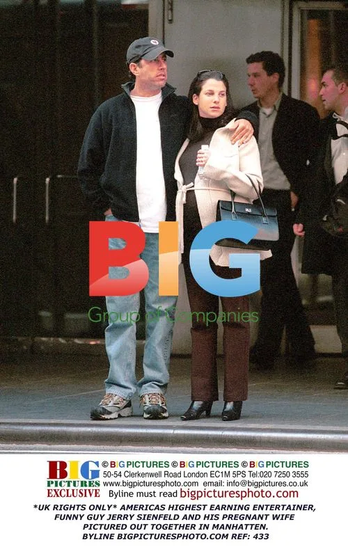 Jerry Seinfeld and Pregnant Wife Out in Manhattan
