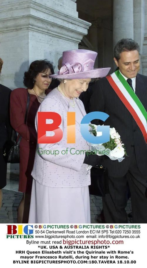 Queen Elisabeth visits Quirinale with mayor