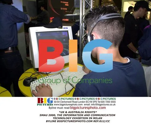 SMAU 2000 IT & Communication Technology Exhibition