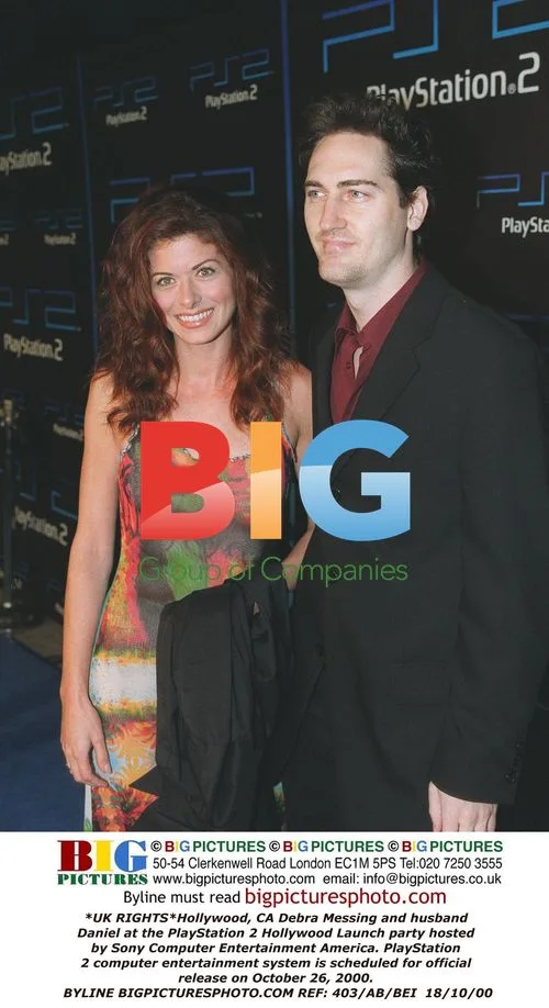 Debra Messing at PlayStation 2 Launch