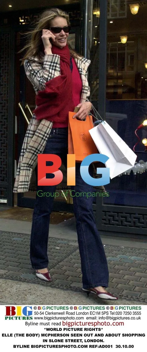 Elle Macpherson Shopping in London