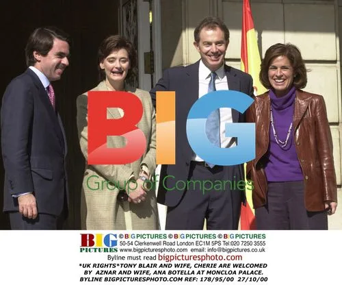 Tony Blair and Cherie welcomed by Aznar and Ana Botella