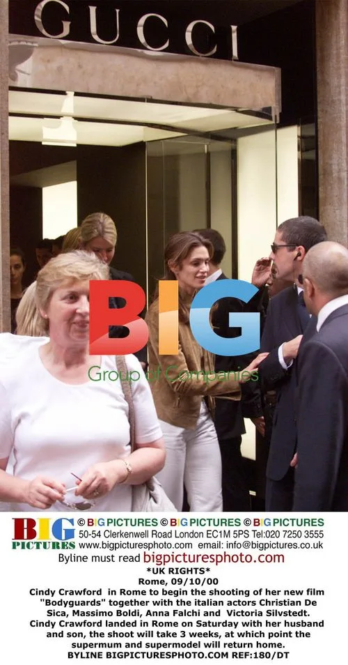 Cindy Crawford on set of "Bodyguards"