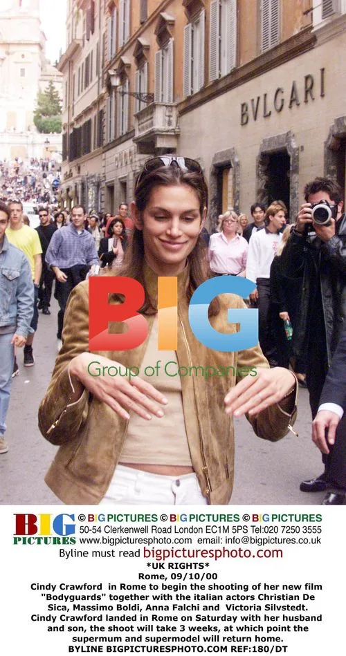 Cindy Crawford on set of "Bodyguards" in Rome