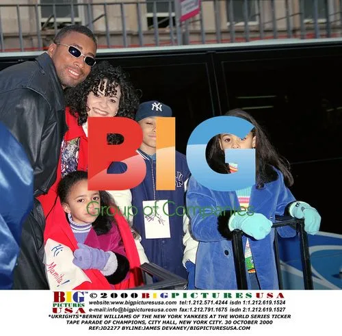 Bernie Williams at Yankees Ticker Tape Parade