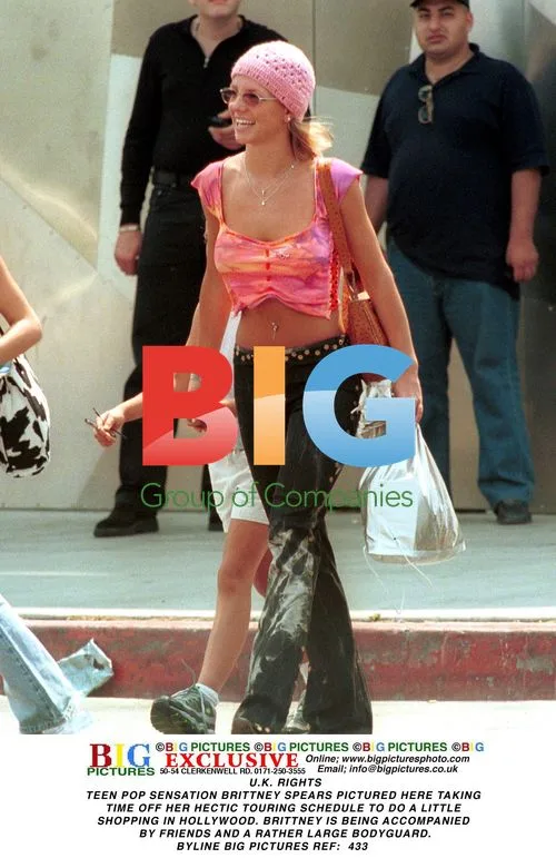Brittney Spears Shopping in Hollywood