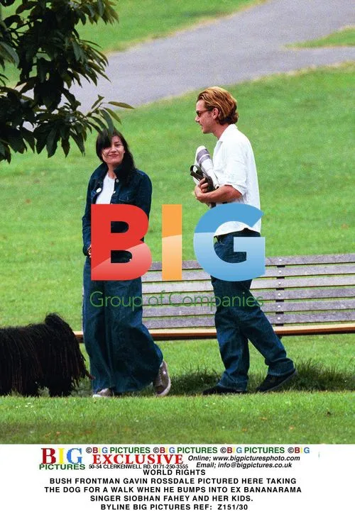 Gavin Rossdale and Siobhan Fahey meet in park