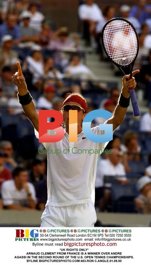 Arnaud Clement defeats Andre Agassi at 2000 US Open
