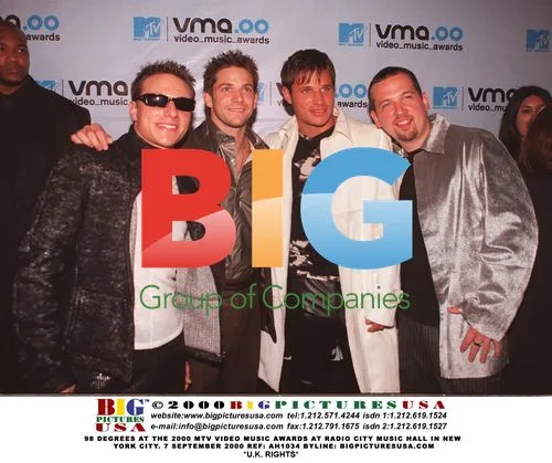 98 Degrees at 2000 MTV VMAs