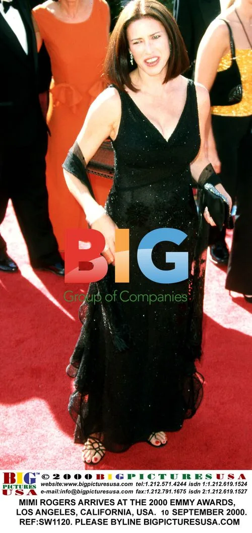 Mimi Rogers at 2000 Emmy Awards
