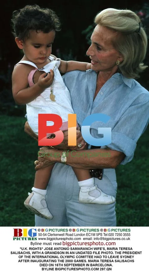 Samaranch"s wife with grandson