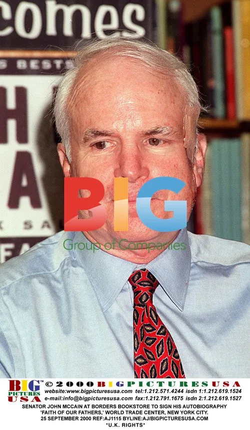 John McCain signs autobiography at bookstore