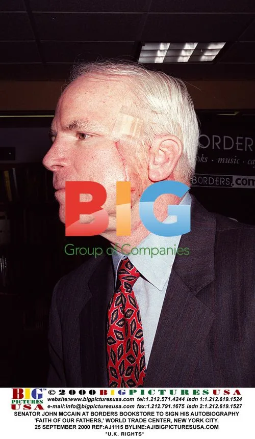 Sen. John McCain at Borders, NYC