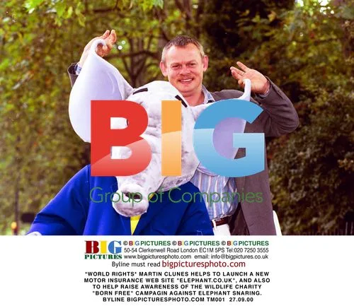 Martin Clunes Launches Elephant.co.uk