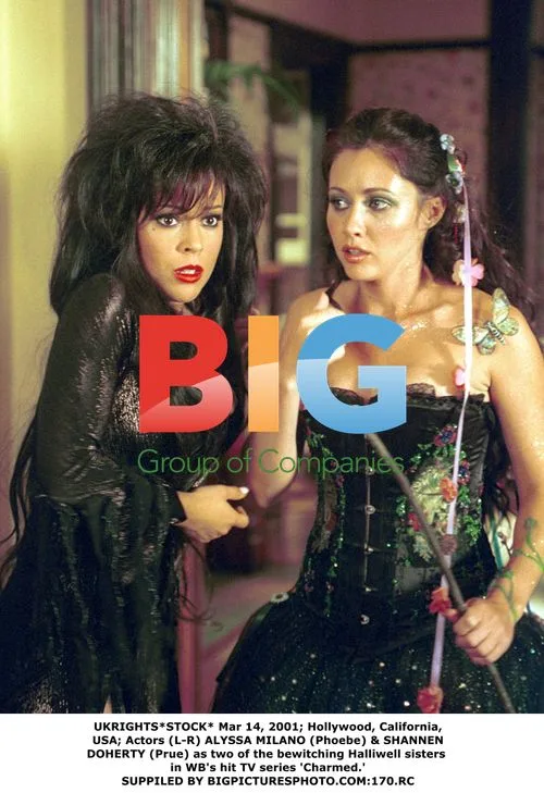 Alyssa Milano & Shannen Doherty as 'Charmed' sisters