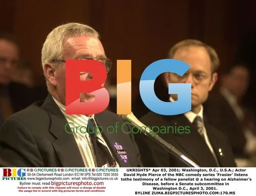David Hyde Pierce Testifies at Senate Hearing
